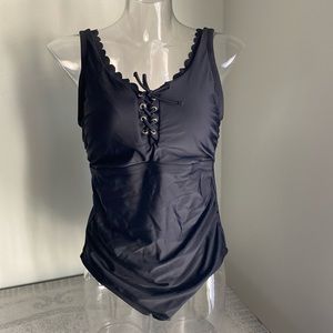 NWOT Kona Sol one piece simsuit. Size 16W